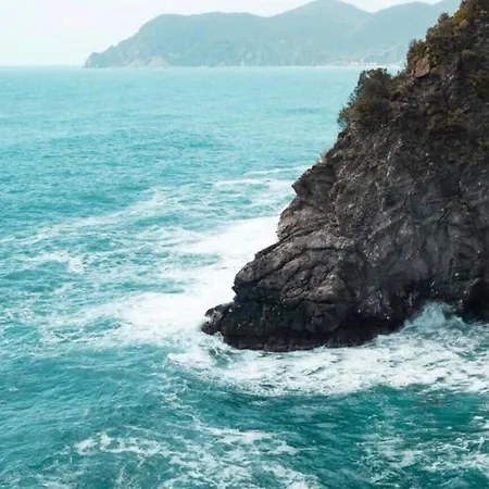 Il Grecale - The Cliff Retreat Vakantiehuis *