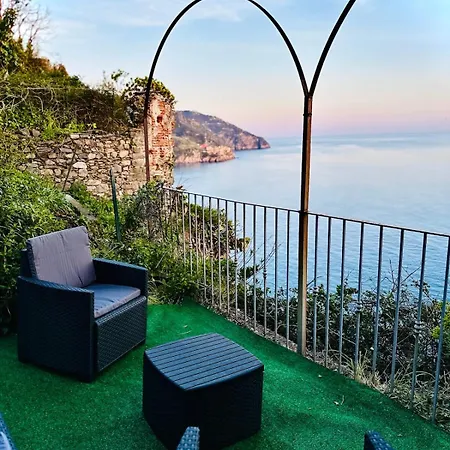 別荘 Il Grecale - The Cliff Retreat *
