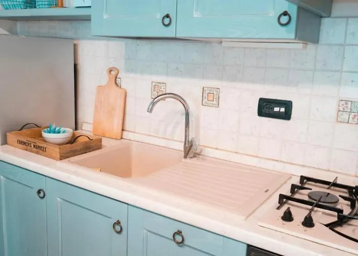 Il Grecale - The Cliff Retreat *